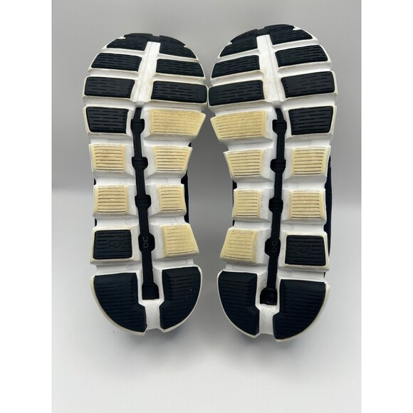 On Cloud 5 Running Shoes Black White Women’s Size 8.5 Elastic Laces - Picture 4 of 8